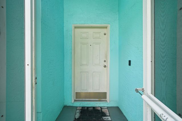 1074 SW BARBAROSA Avenue SW, Port St. Lucie, Port St Lucie, FL 34953