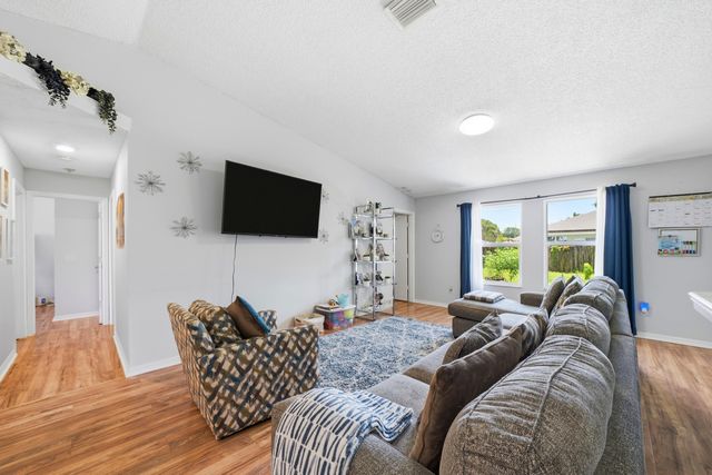 1074 SW BARBAROSA Avenue SW, Port St. Lucie, Port St Lucie, FL 34953
