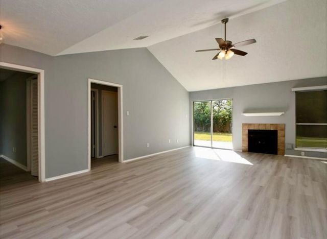 15427 Swan Creek Drive, Houston, TX 77095