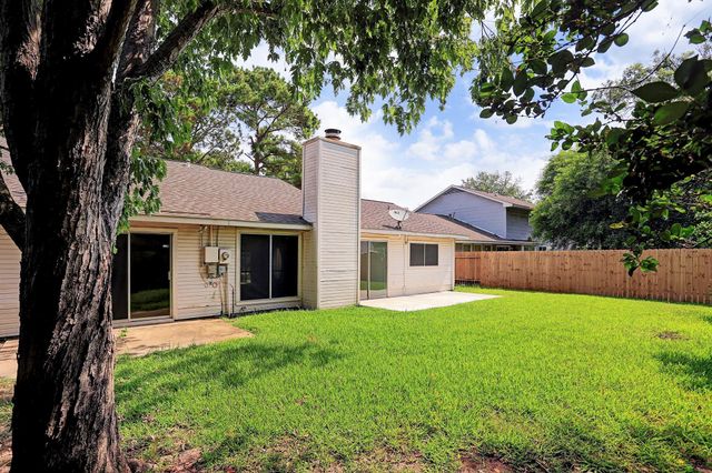 15427 Swan Creek Drive, Houston, TX 77095