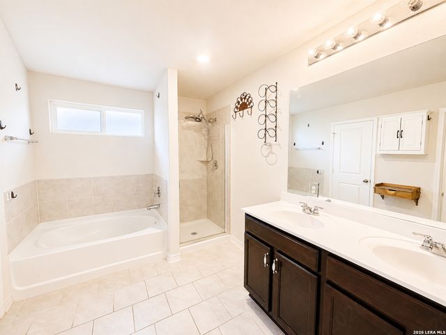 6711 Hoffman Plain, San Antonio, TX 78252