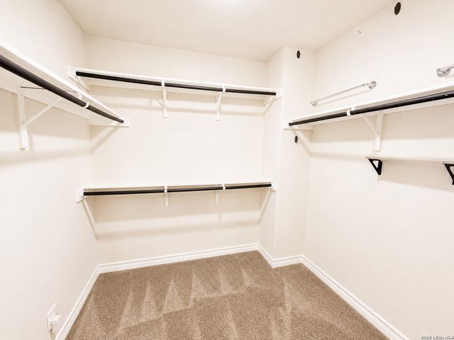 6711 Hoffman Plain, San Antonio, TX 78252