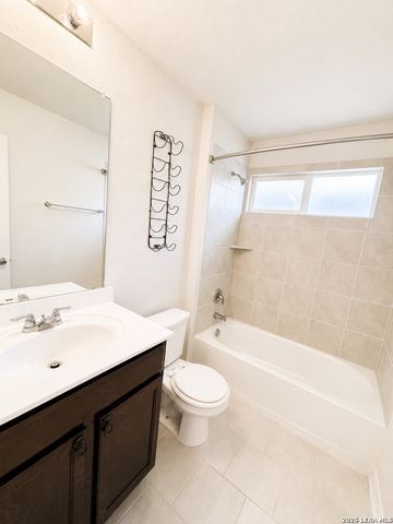 6711 Hoffman Plain, San Antonio, TX 78252
