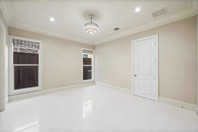 5821 Northaven Road, Dallas, TX 75230