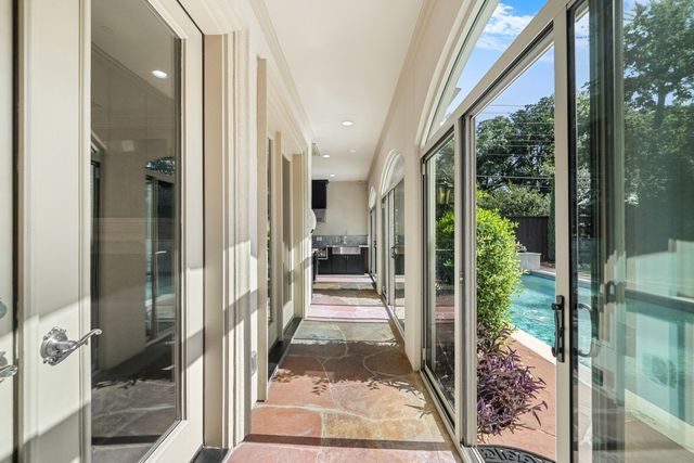5821 Northaven Road, Dallas, TX 75230