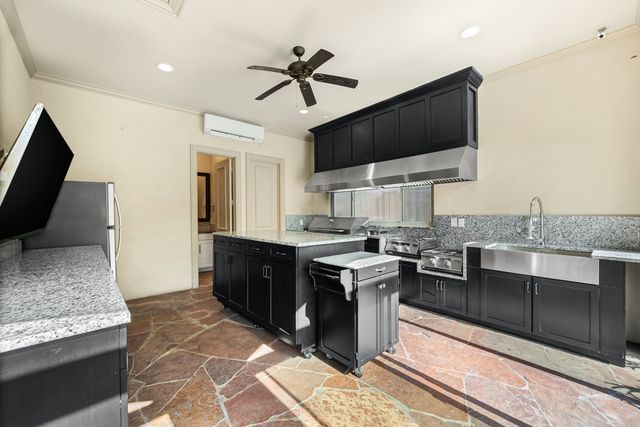 5821 Northaven Road, Dallas, TX 75230