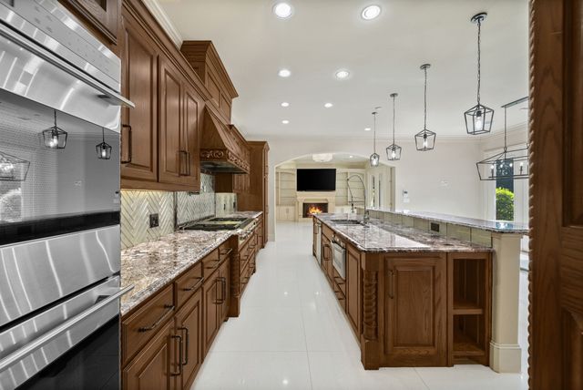 5821 Northaven Road, Dallas, TX 75230
