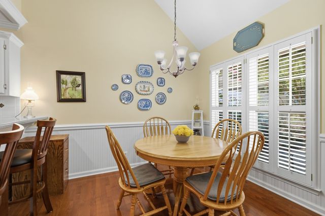 2767 Stonehedge Dr, Murfreesboro, TN 37128
