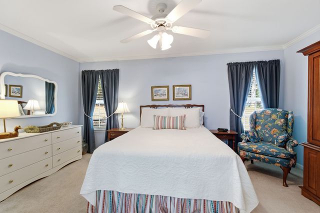2767 Stonehedge Dr, Murfreesboro, TN 37128
