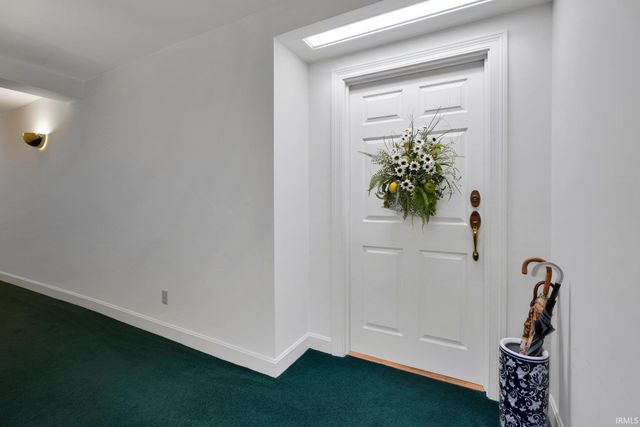 100 NW 1st St Apt 205, Evansville, IN 47708