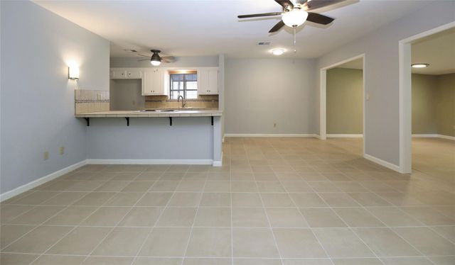 2806 Bluebonnet, Kemah, TX 77565