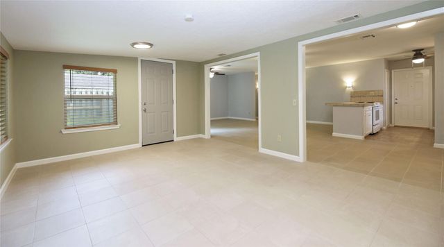 2806 Bluebonnet, Kemah, TX 77565
