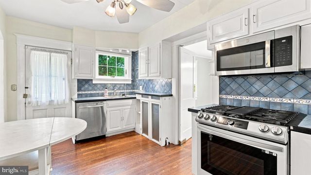 478 PARKWAY, Ewing, NJ 08618