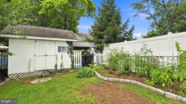 478 PARKWAY, Ewing, NJ 08618