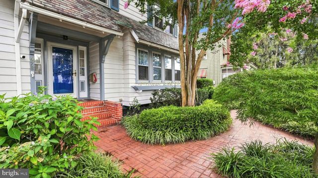 478 PARKWAY, Ewing, NJ 08618