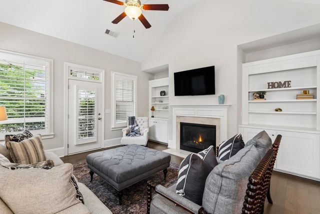 211 Saddle Road, Alpharetta, GA 30009