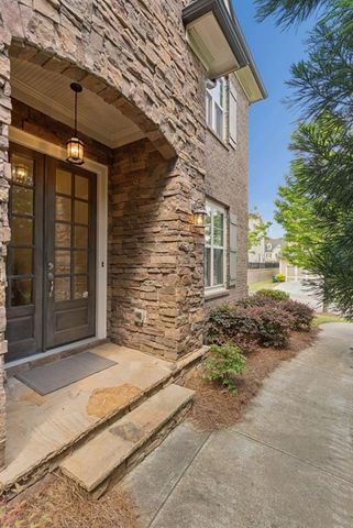 211 Saddle Road, Alpharetta, GA 30009