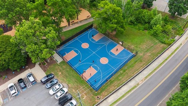 211 Saddle Road, Alpharetta, GA 30009