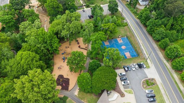 211 Saddle Road, Alpharetta, GA 30009