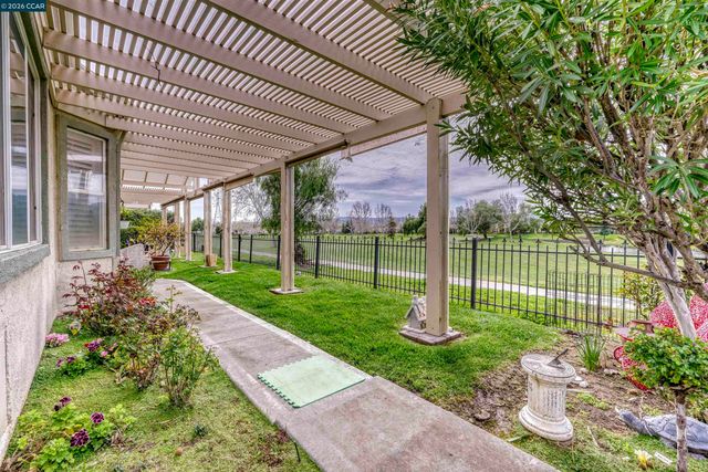 211 Benoni Ln, Brentwood, CA 94513