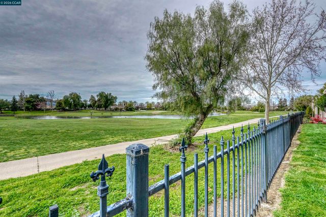 211 Benoni Ln, Brentwood, CA 94513