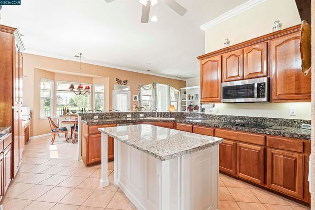 211 Benoni Ln, Brentwood, CA 94513