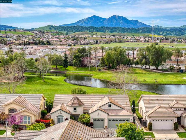 211 Benoni Ln, Brentwood, CA 94513