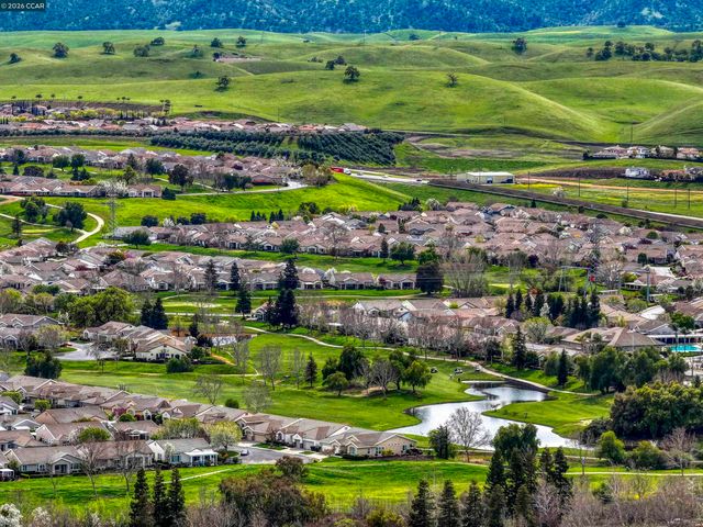 211 Benoni Ln, Brentwood, CA 94513