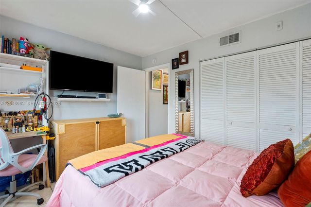2075 SW 122nd Avenue 505, Miami, FL 33175