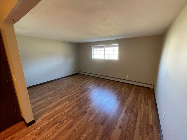 92 Dean Avenue, Smithfield, RI 02917