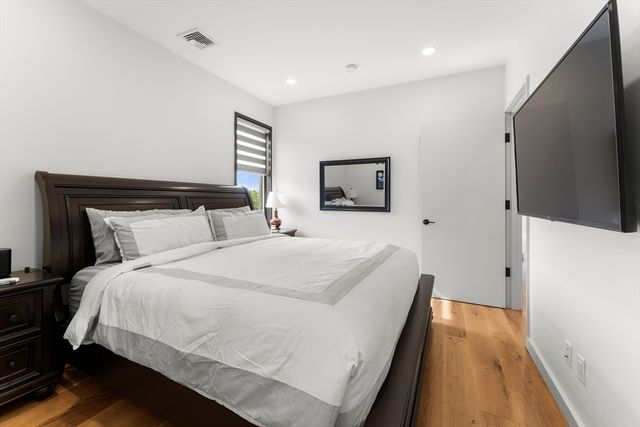 191 Condor St 9, Boston, MA 02128