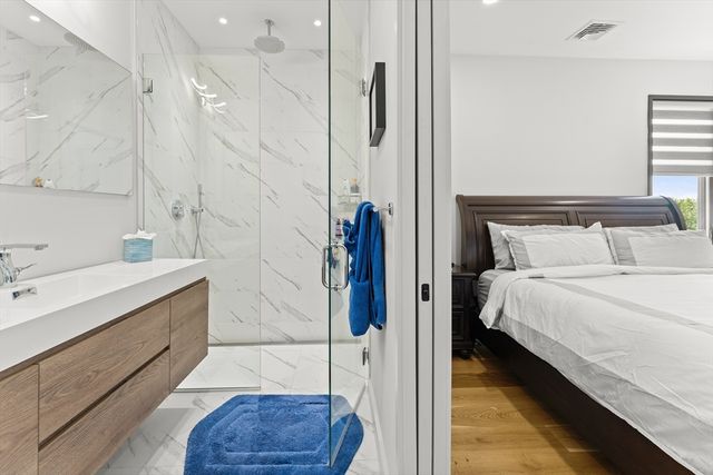 191 Condor St 9, Boston, MA 02128