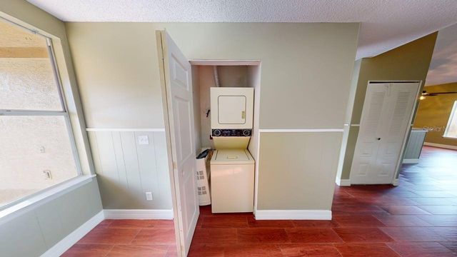 1408 EAGLE LANE, Winter Garden, FL 34787