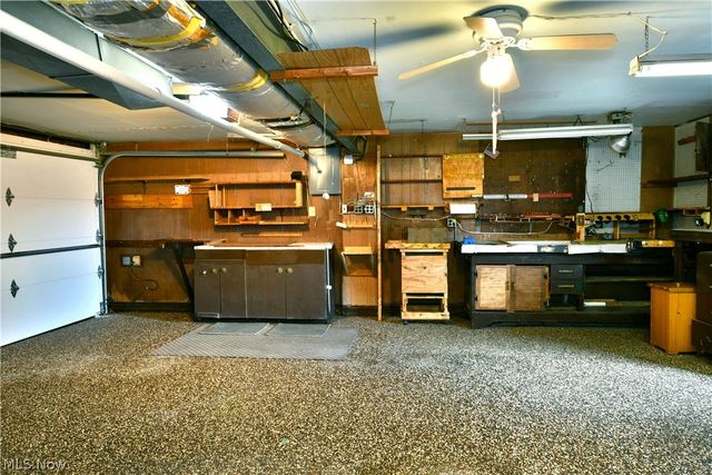 5682 Baylor Avenue, Austintown, OH 44515