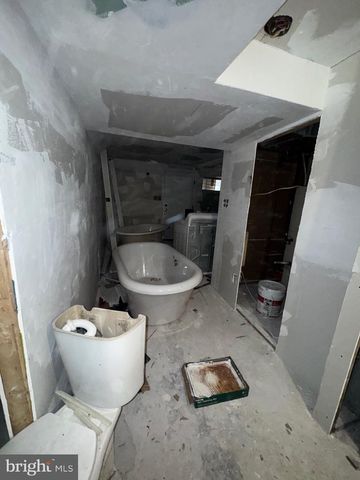 2925 W NORTH AVE, Baltimore, MD 21216