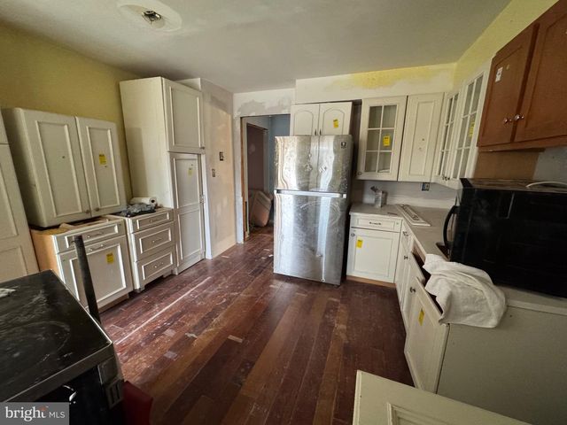 2925 W NORTH AVE, Baltimore, MD 21216