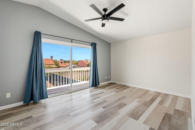 4330 E VAUGHN Drive, Phoenix, AZ 85044