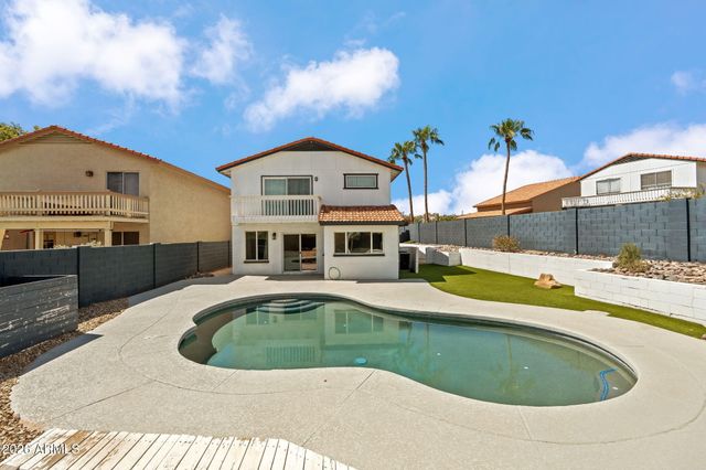 4330 E VAUGHN Drive, Phoenix, AZ 85044