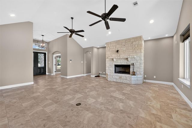 7313 Falcon Drive, Brookshire, TX 77423