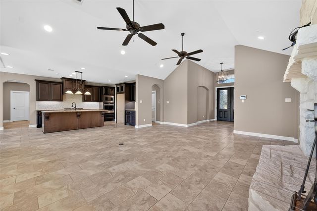 7313 Falcon Drive, Brookshire, TX 77423