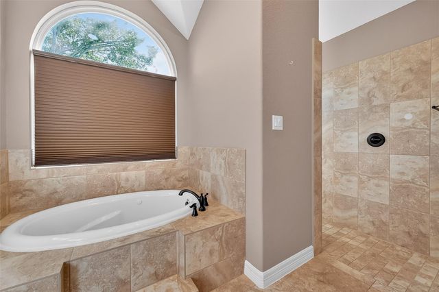 7313 Falcon Drive, Brookshire, TX 77423