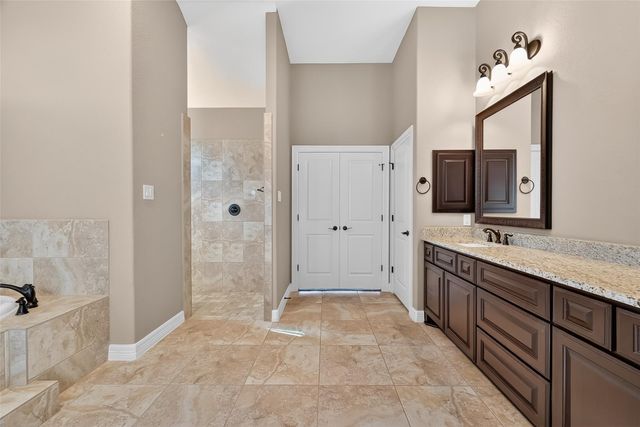 7313 Falcon Drive, Brookshire, TX 77423