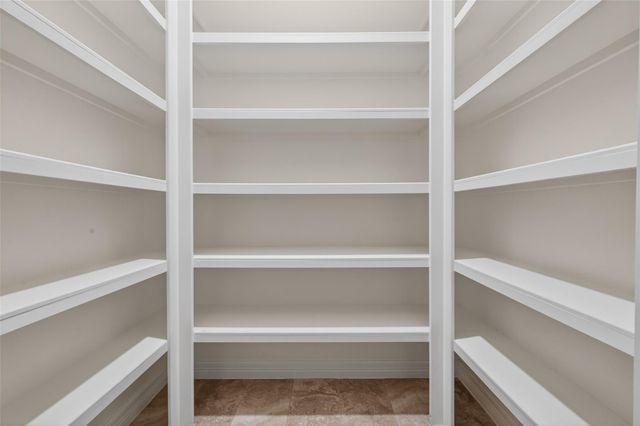 7313 Falcon Drive, Brookshire, TX 77423