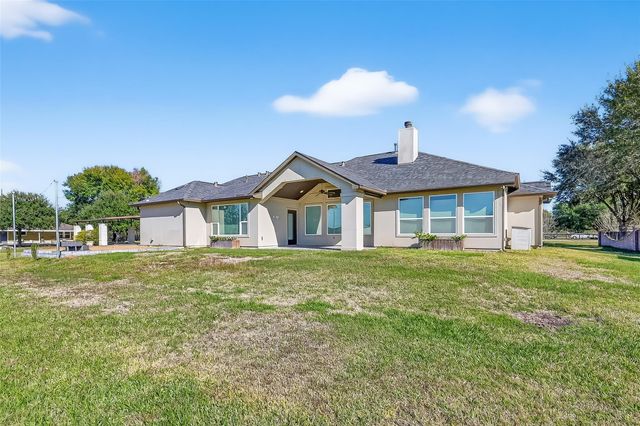 7313 Falcon Drive, Brookshire, TX 77423