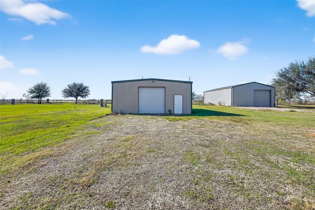 7313 Falcon Drive, Brookshire, TX 77423