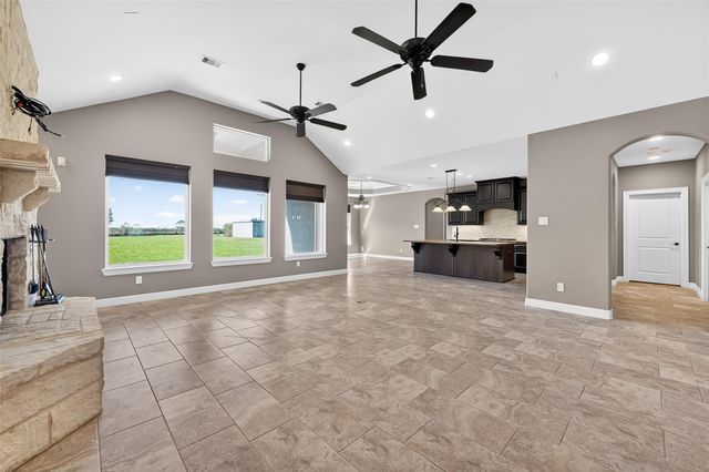 7313 Falcon Drive, Brookshire, TX 77423