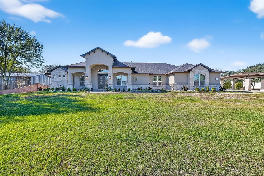7313 Falcon Drive, Brookshire, TX 77423