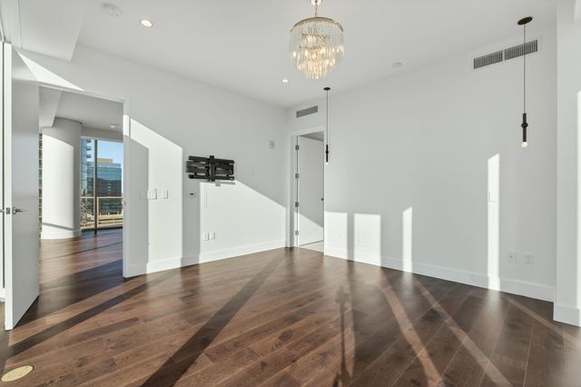 7901 Windrose Avenue 1701, Plano, TX 75024