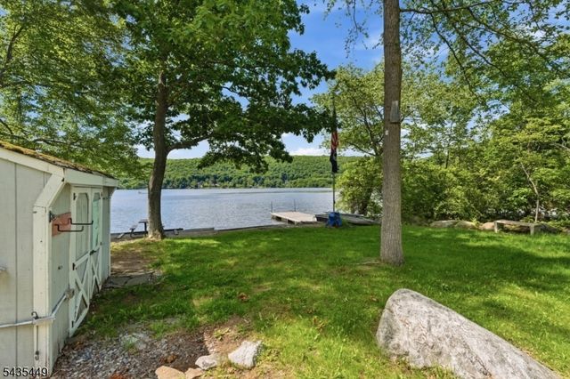 55 Cottage Ave, Frankford Twp., NJ 07826