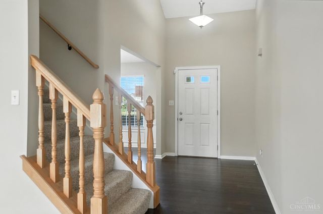 22 Green Meadow Ct, Franklin, OH 45005